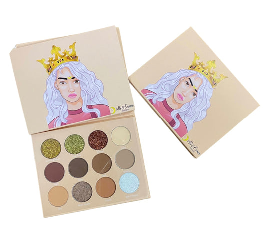 Queen Moon Eyeshadow Palette